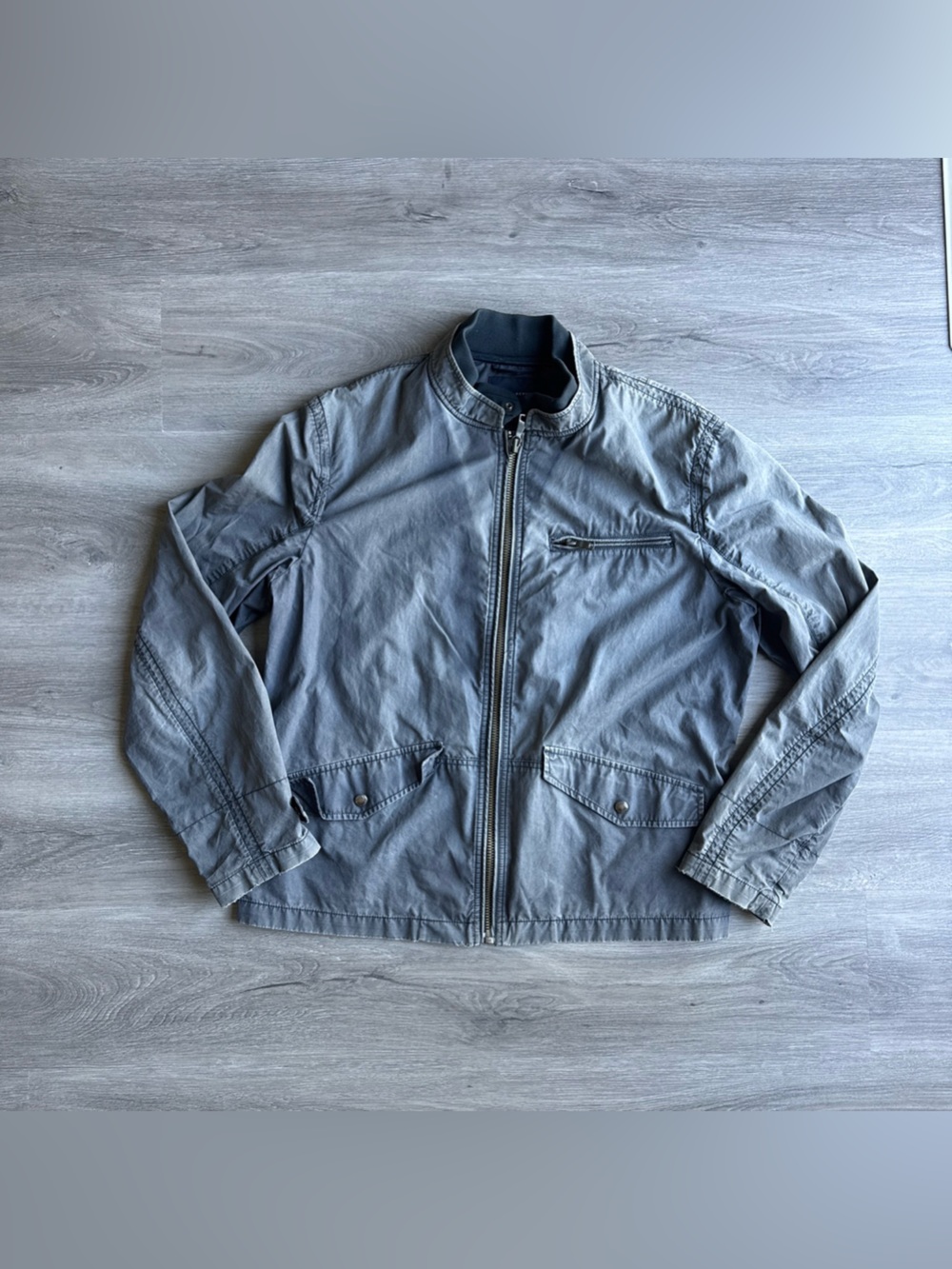 Banana Republic Men's Slate Gray Lightweight Zip Jacket